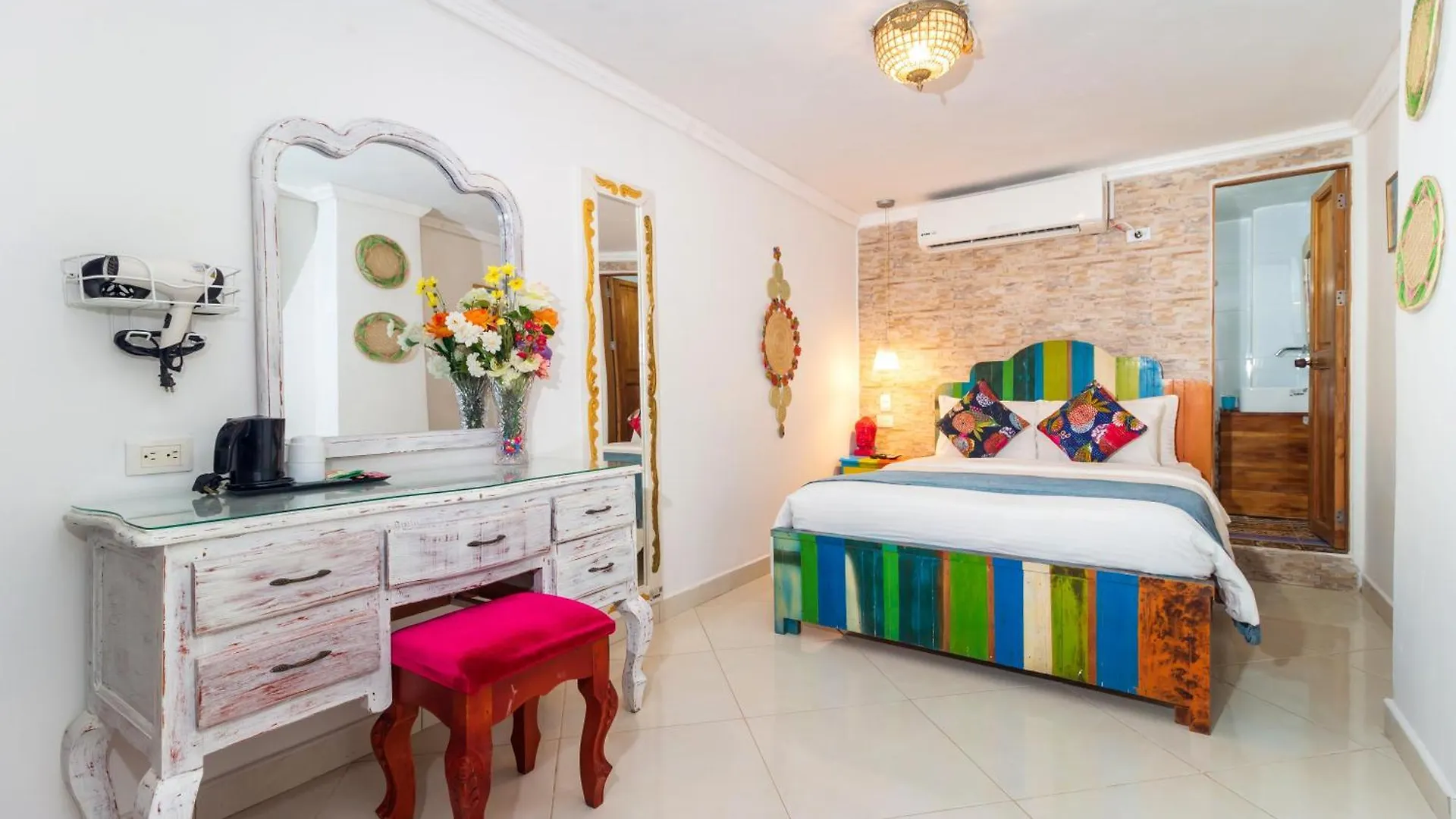 Voila Signature Casa Isabel Cartagena