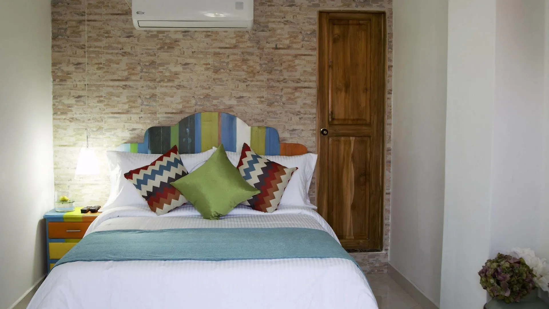 Voila Signature Casa Isabel Cartagena Colombia